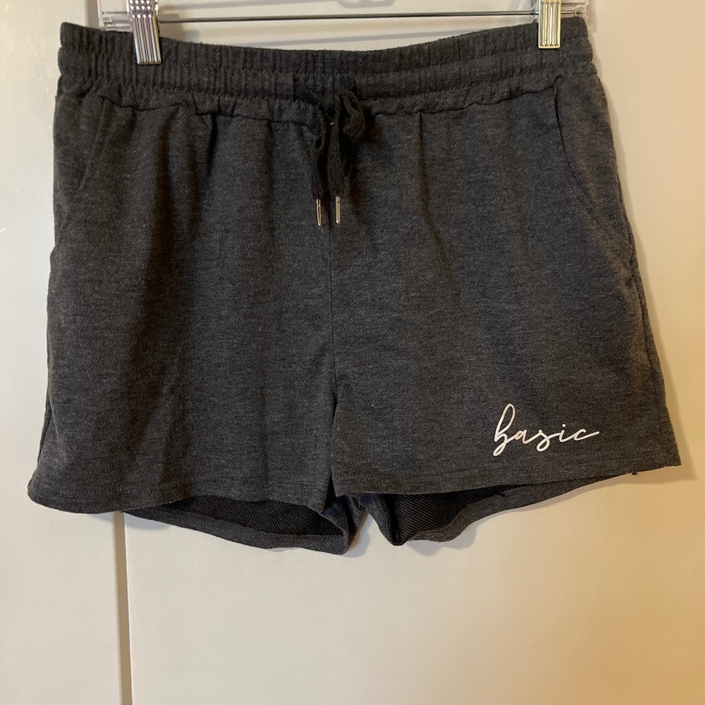 SHEIN Shorts L